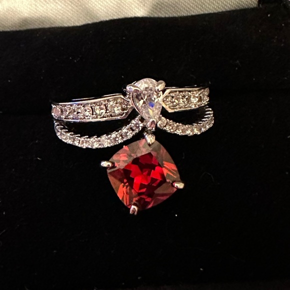 Costume jewelry ring - Ruby - size 6 - Picture 3 of 5